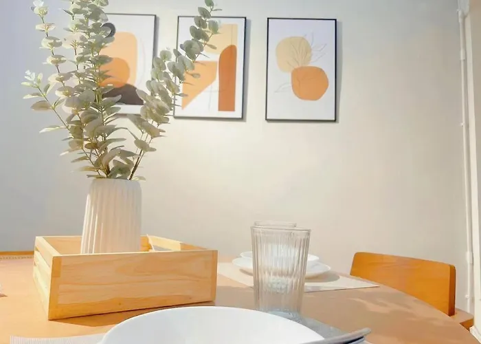 Villa House 2rooms 3beds,mrt Rama9 Bangkok