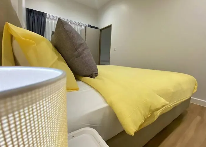 House 2rooms 3beds,mrt Rama9